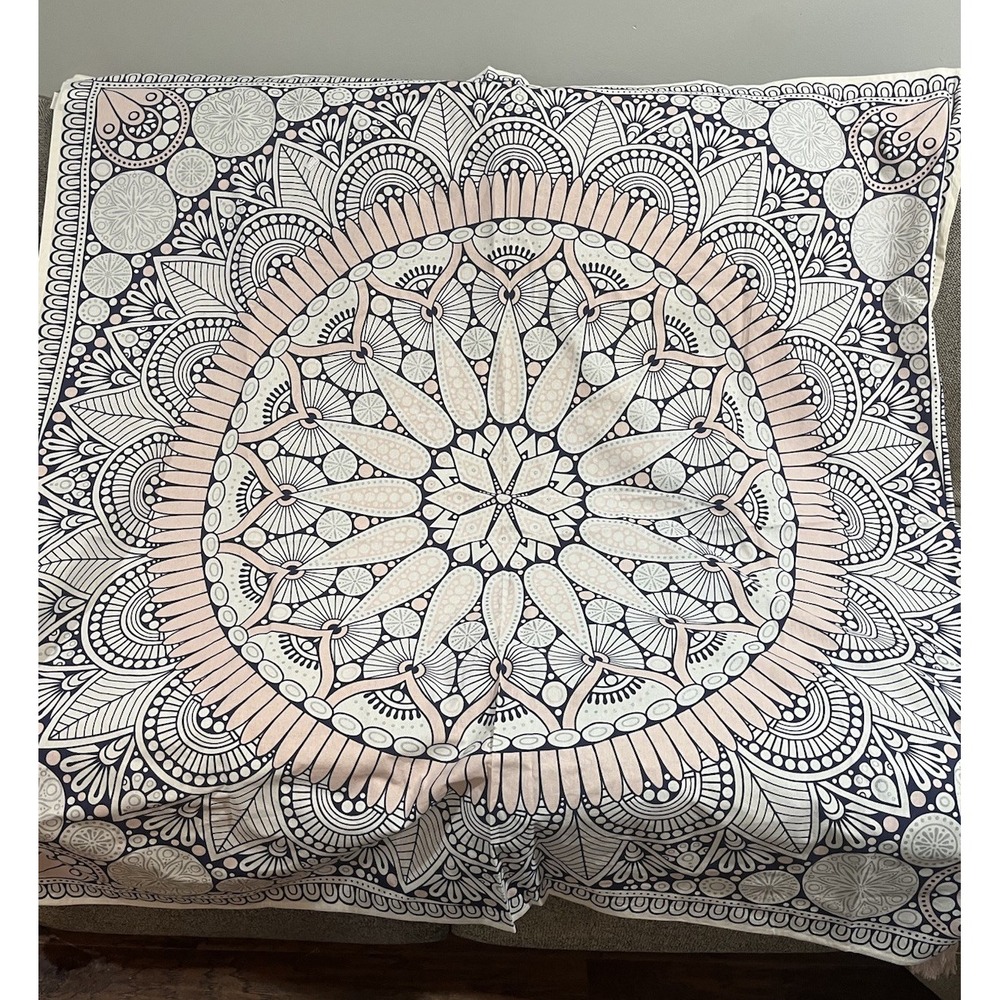 Pottery Barn PB Dorm Tapestry Mandala Wall Hanging 34x34" Pink Navy Cream‎